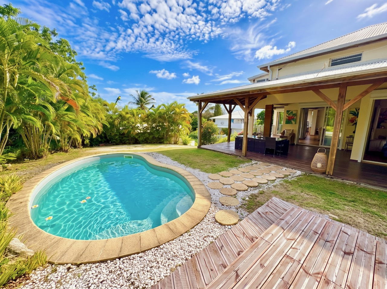 House 5 pièces · 115.00 m² à St francois